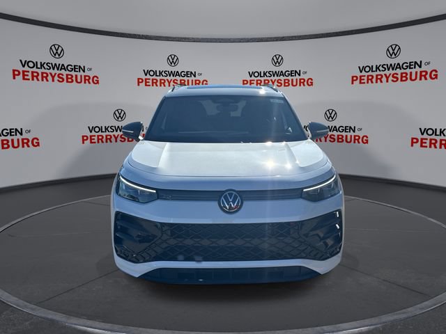New 2026 Volkswagen Tiguan SE R-Line FWD image 3