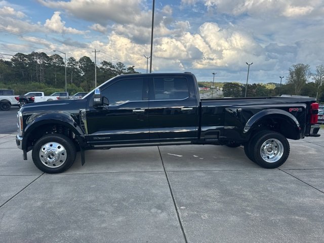 Used 2025 Ford F450 King Ranch w/ Chrome Package image 4