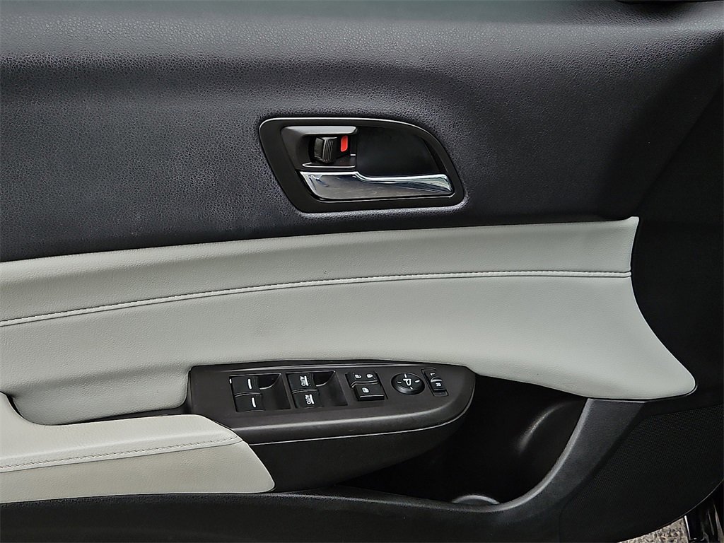 Used 2016 Acura ILX image 19