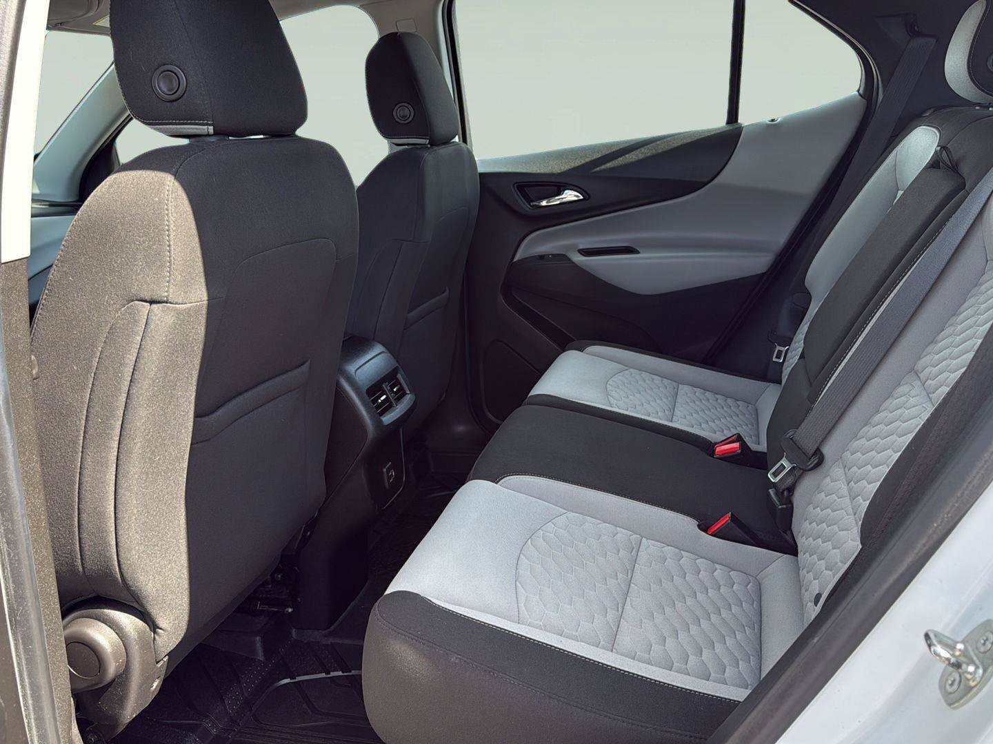 Used 2019 Chevrolet Equinox LS w/ LPO, Floor Liner Package AWD/4WD image 13