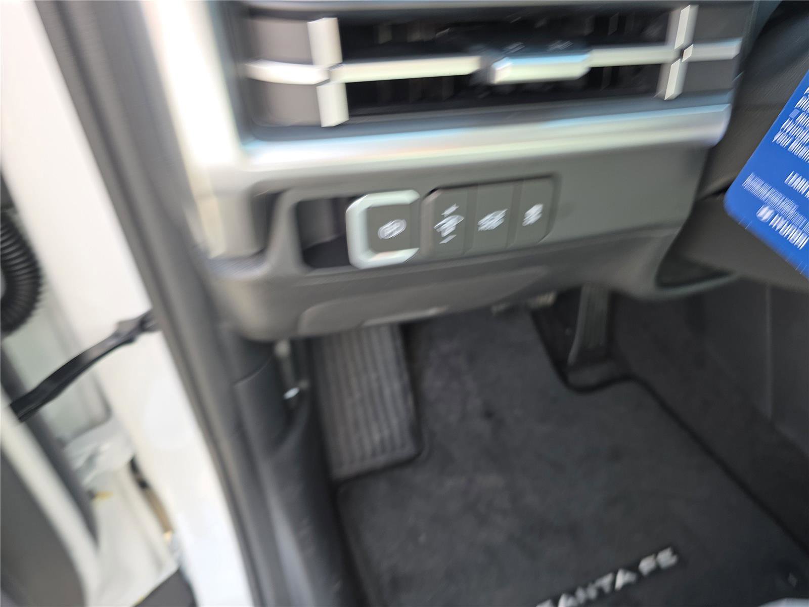 New 2026 Hyundai Santa Fe SEL image 12