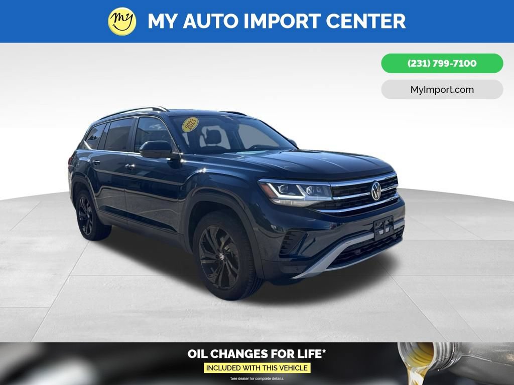 Used 2023 Volkswagen Atlas SE w/ Black Wheel Package AWD/4WD image 1