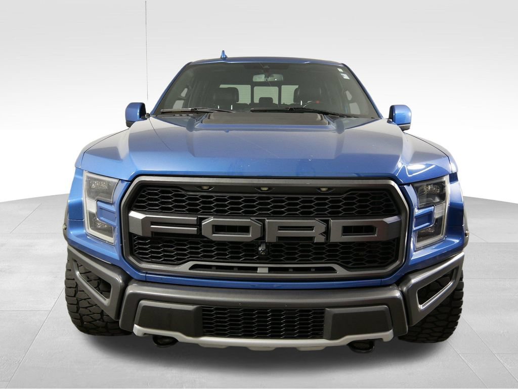 Used 2019 Ford F150 Raptor w/ Equipment Group 802A Luxury AWD/4WD image 3