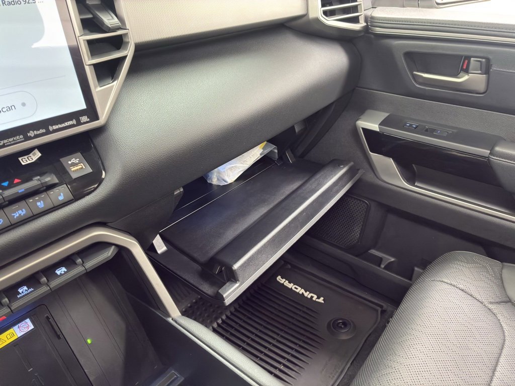 Used 2023 Toyota Tundra Limited image 38