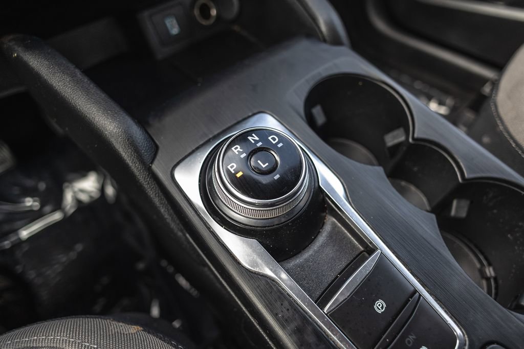 Used 2020 Ford Escape S image 18