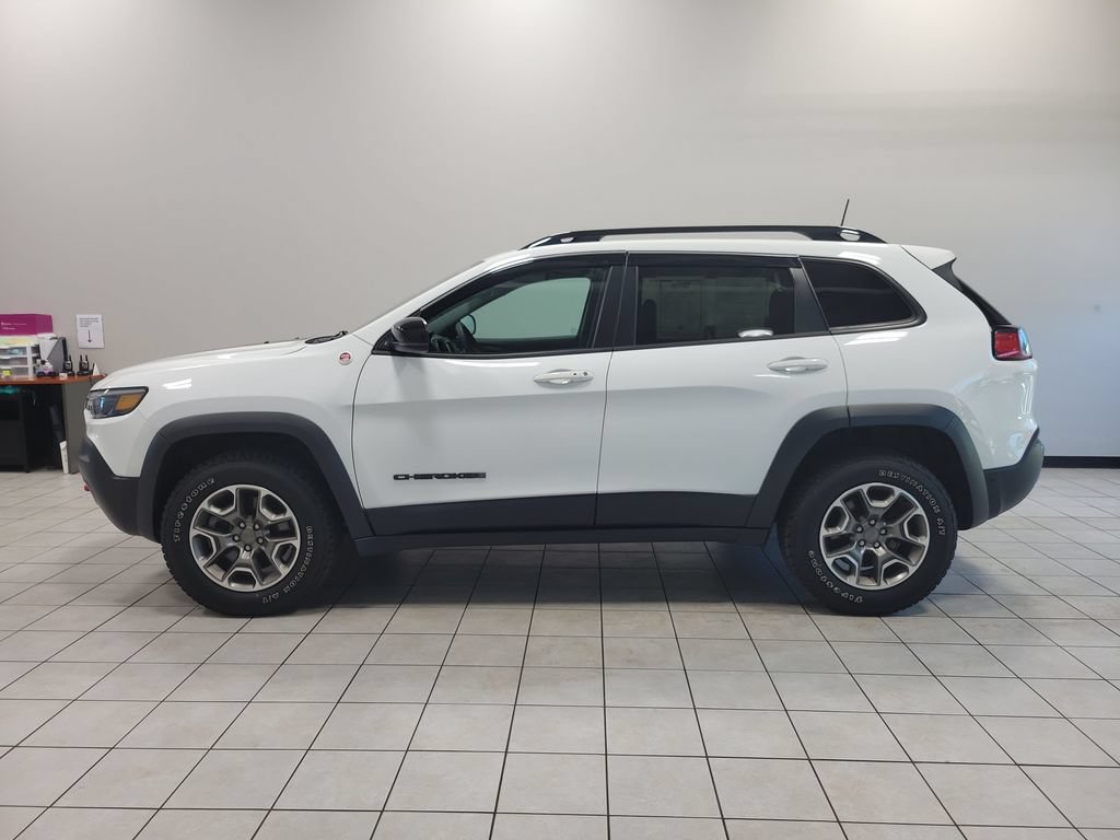 Used 2023 Jeep Cherokee Trailhawk AWD/4WD image 9