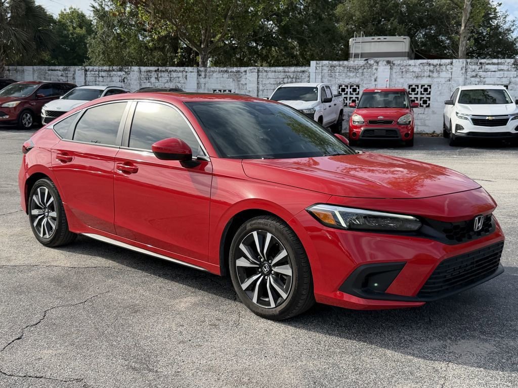 Used 2024 Honda Civic EX-L image 4