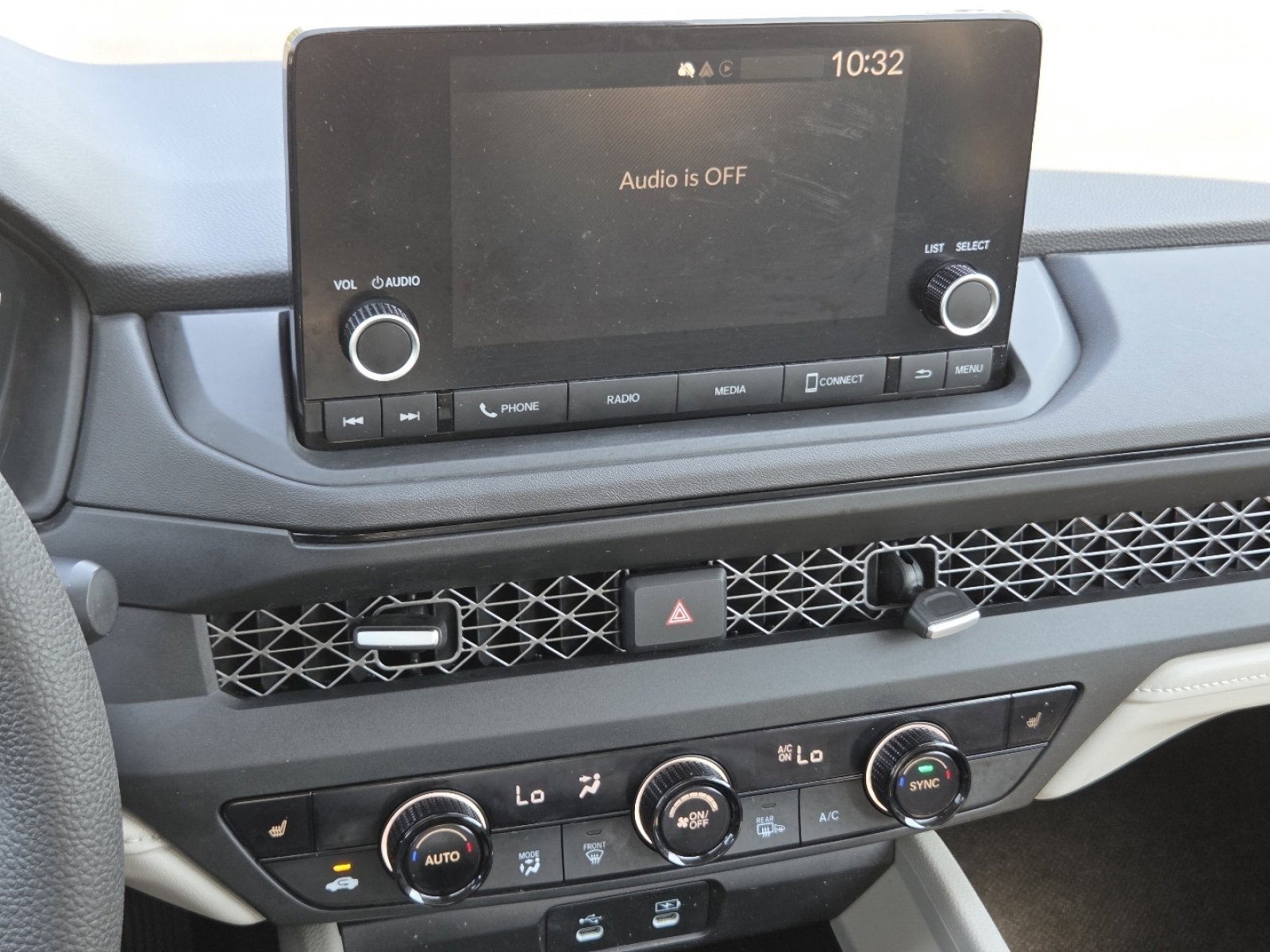 Used 2023 Honda Accord EX image 31