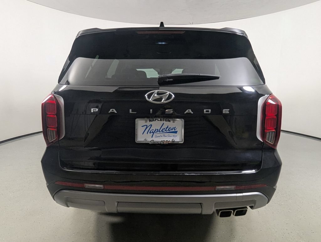 Used 2023 Hyundai Palisade SEL FWD image 7