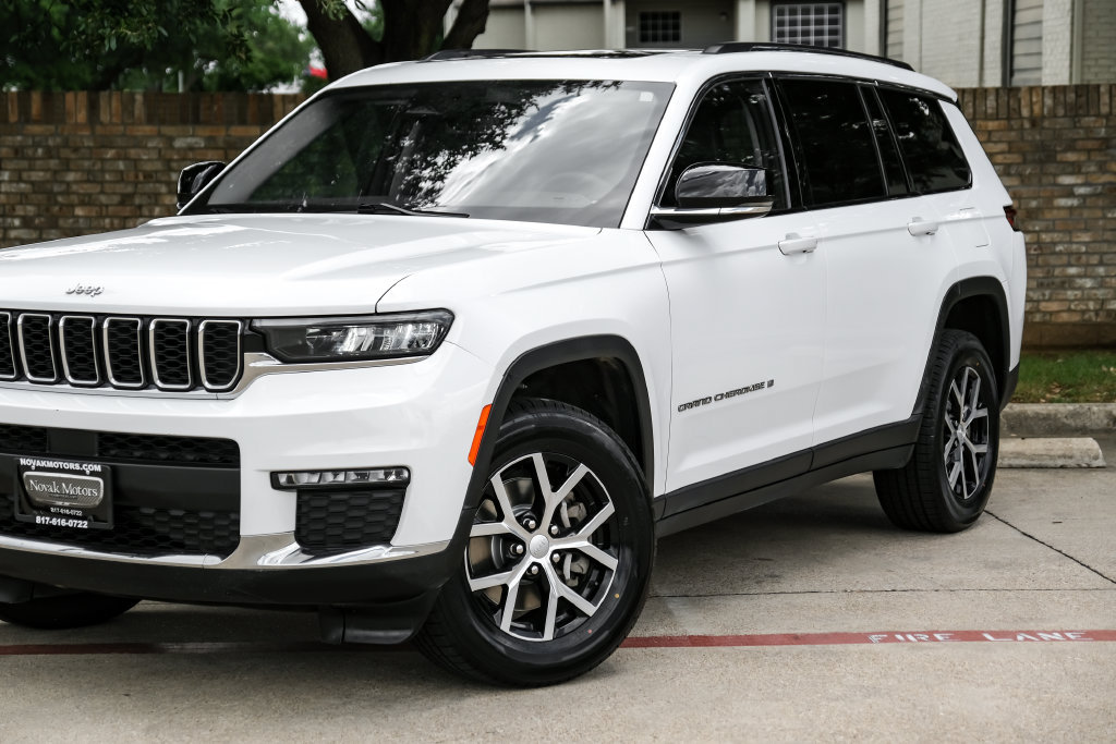 Used 2023 Jeep Grand Cherokee L Limited AWD/4WD image 14
