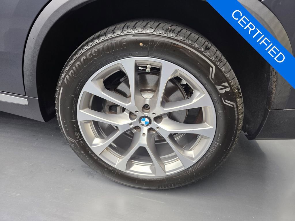 Certified 2022 BMW X5 xDrive40i AWD/4WD image 16