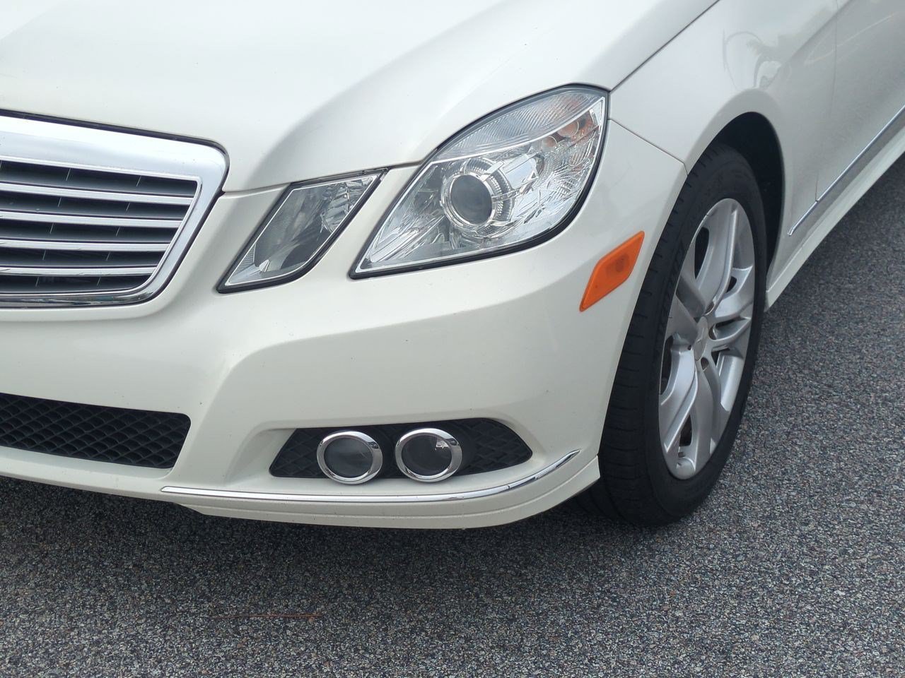Used 2010 Mercedes-Benz E 350 Sedan image 10