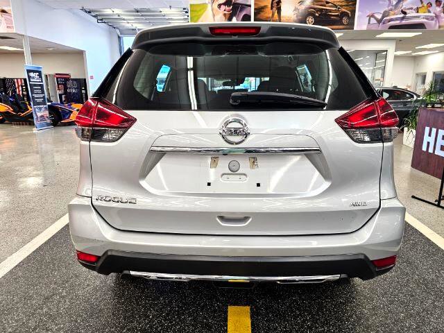 Used 2020 Nissan Rogue S image 5