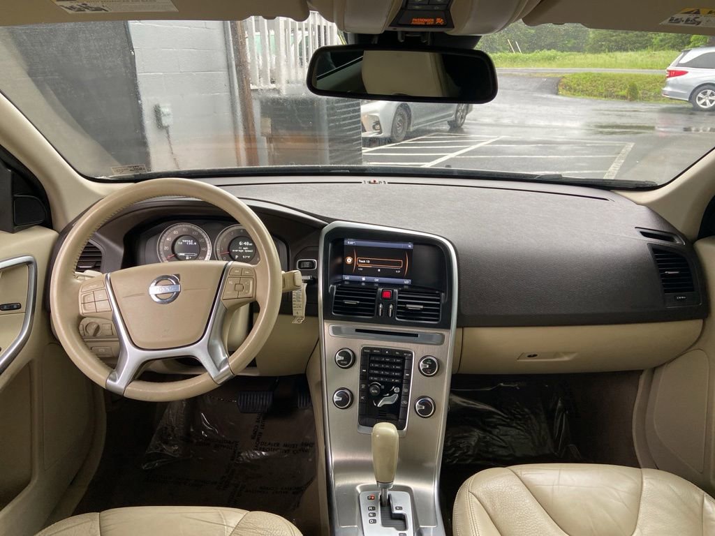 Used 2012 Volvo XC60 3.2 FWD image 16