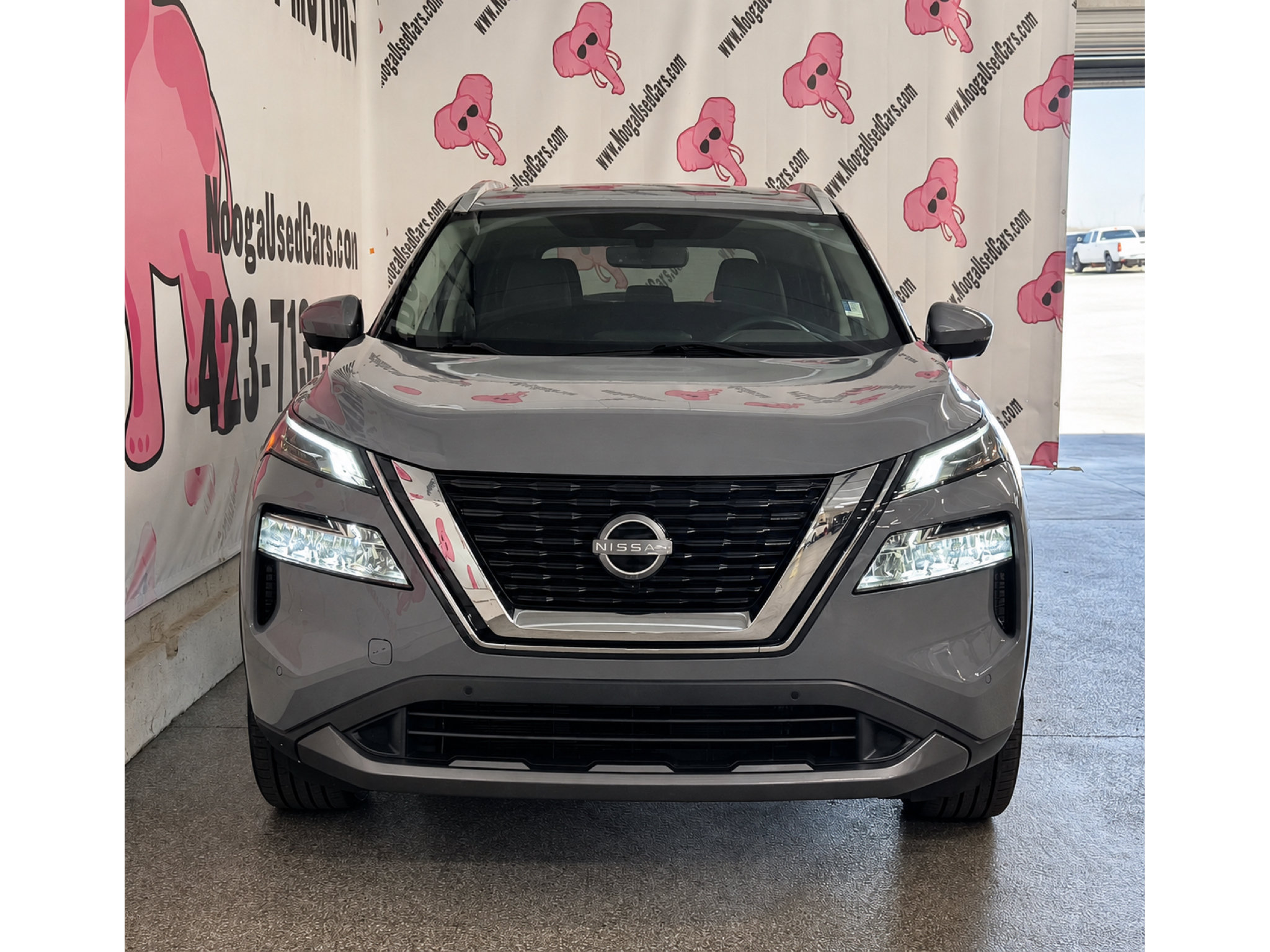Used 2023 Nissan Rogue SL w/ SL Premium Package FWD image 4