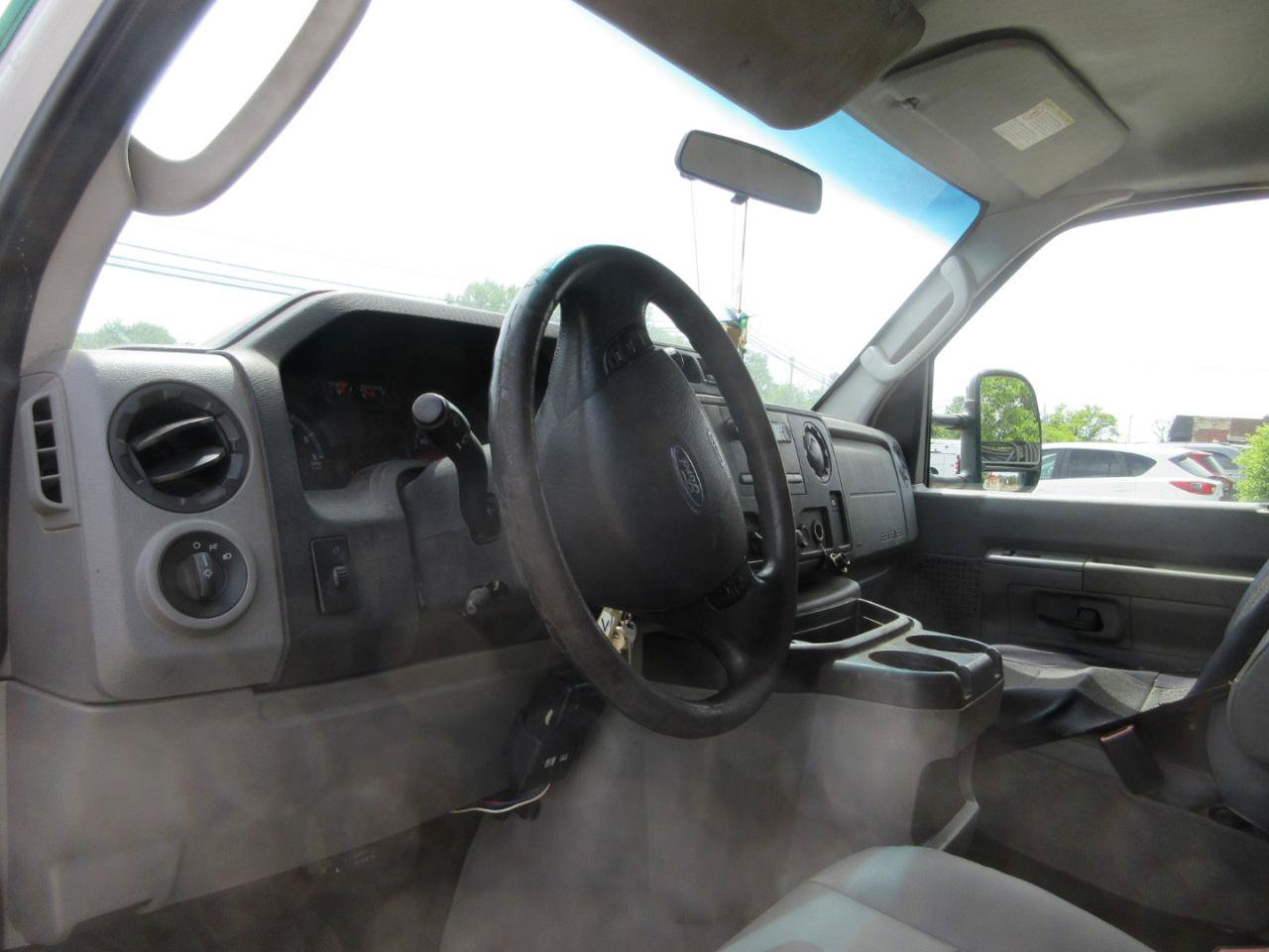 Used 2012 Ford E-350 and Econoline 350 Super Duty w/ PWR Locks & Windows Group RWD image 25