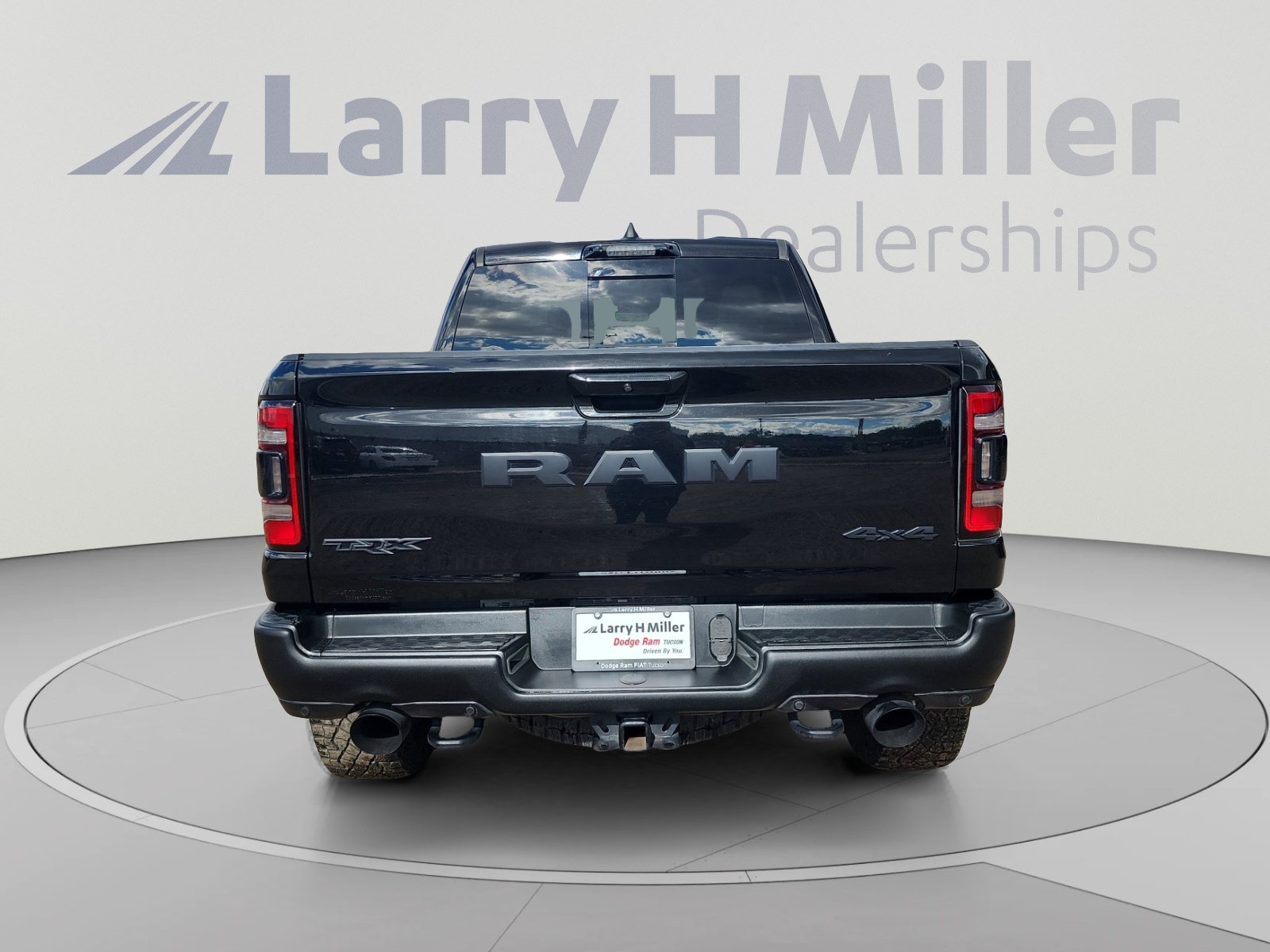 Used 2023 RAM 1500 TRX w/ TRX Level 2 Equipment Group AWD/4WD image 4