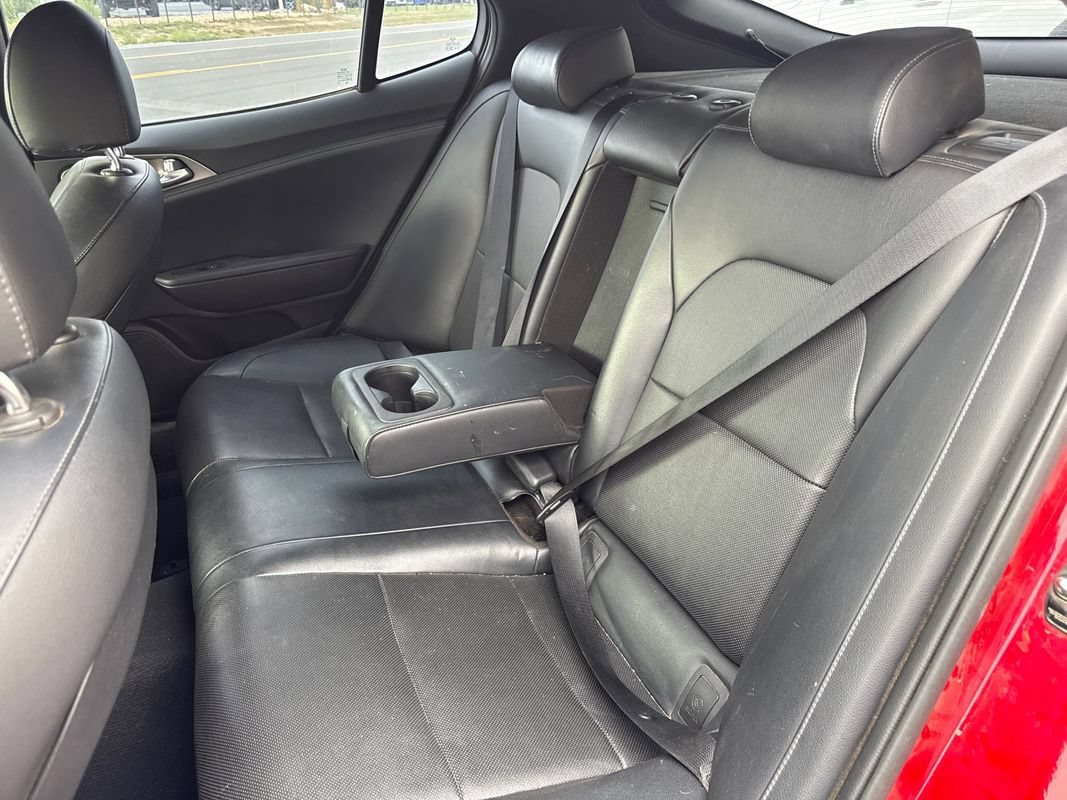 Used 2019 Kia Stinger GT1 AWD/4WD image 41