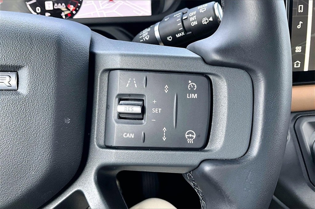 Certified 2025 Land Rover Defender 110 S image 21