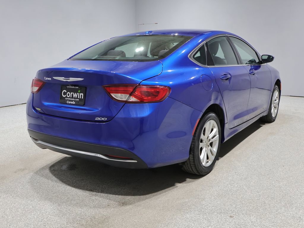 Used 2015 Chrysler 200 Limited w/ Convenience Group image 16