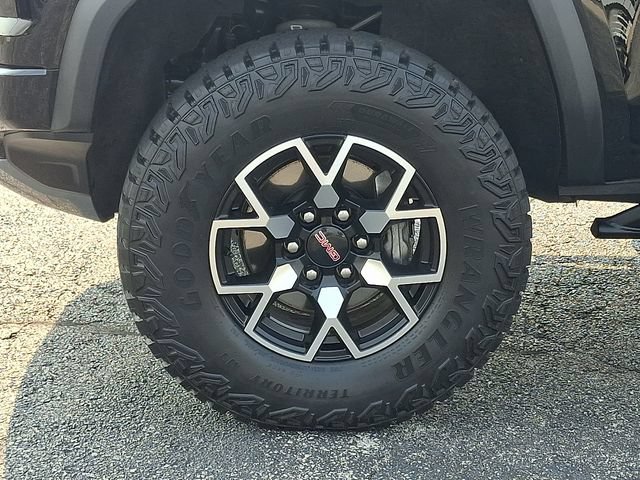Certified 2023 GMC Canyon AT4X AWD/4WD image 8
