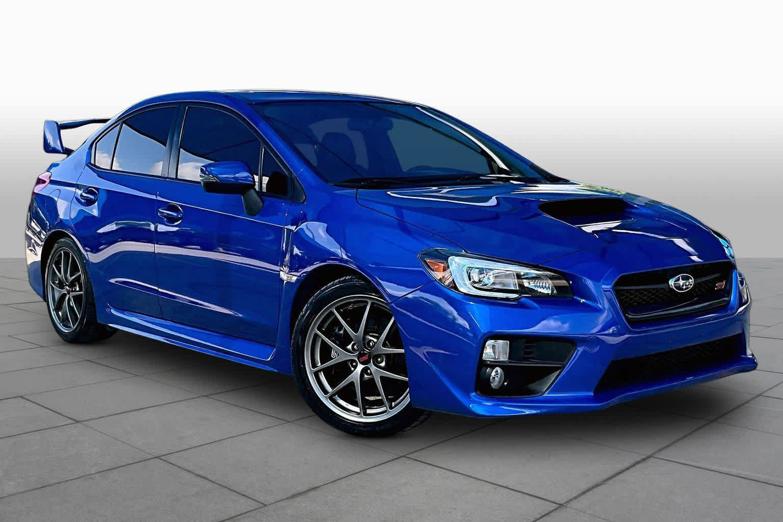 Used 2015 Subaru WRX STI Limited AWD/4WD image 3