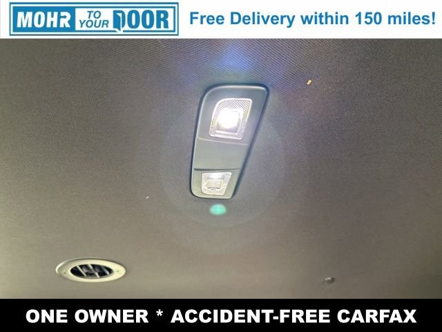 Used 2023 Chevrolet Traverse LT image 34