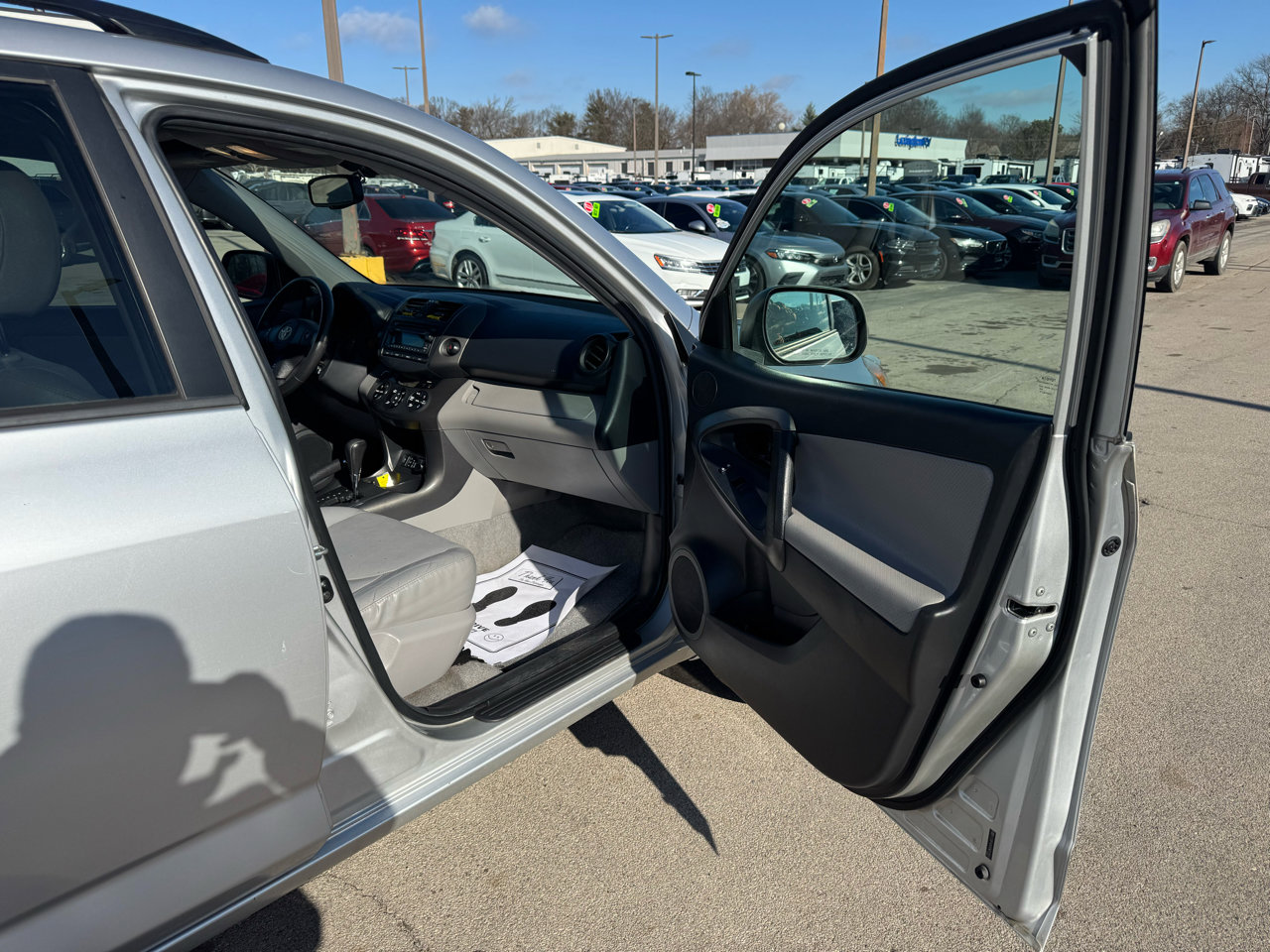 Used 2012 Toyota RAV4 Limited w/ Premium Plus Value Pkg image 9