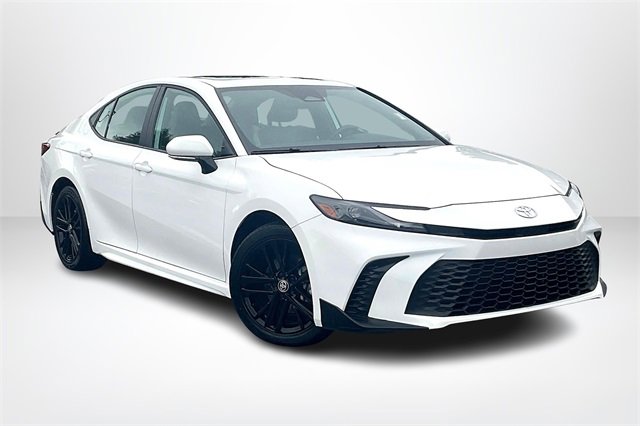 Used 2025 Toyota Camry SE