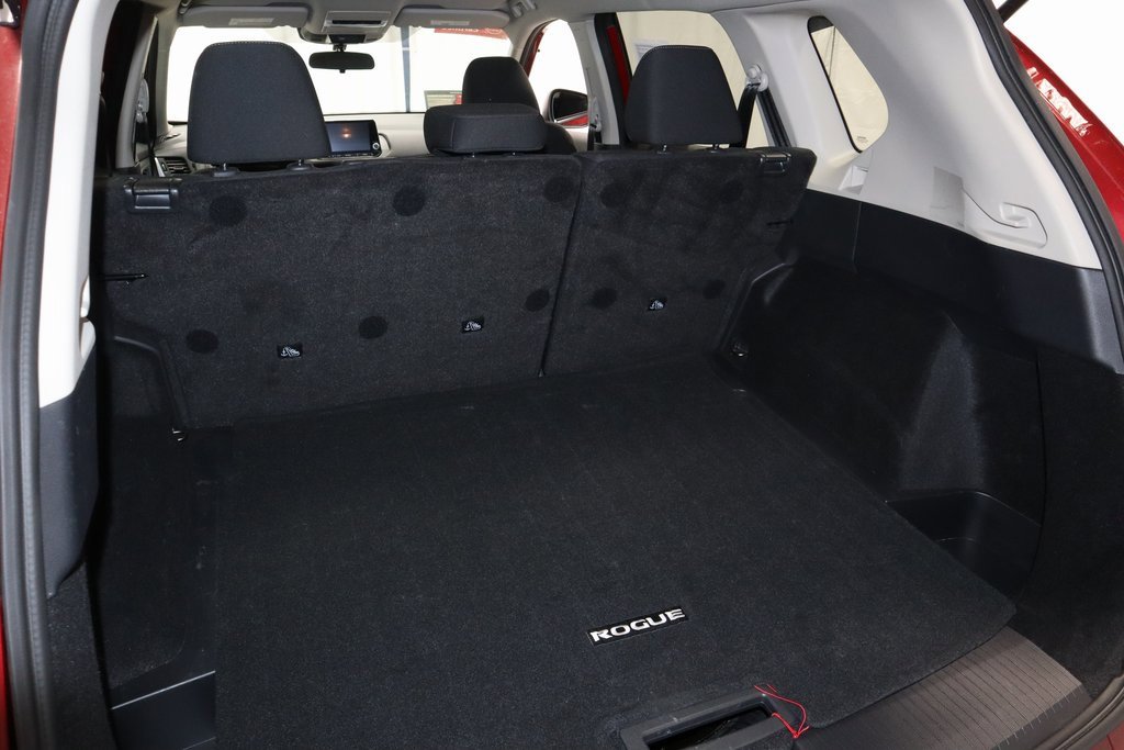 Certified 2024 Nissan Rogue S image 17