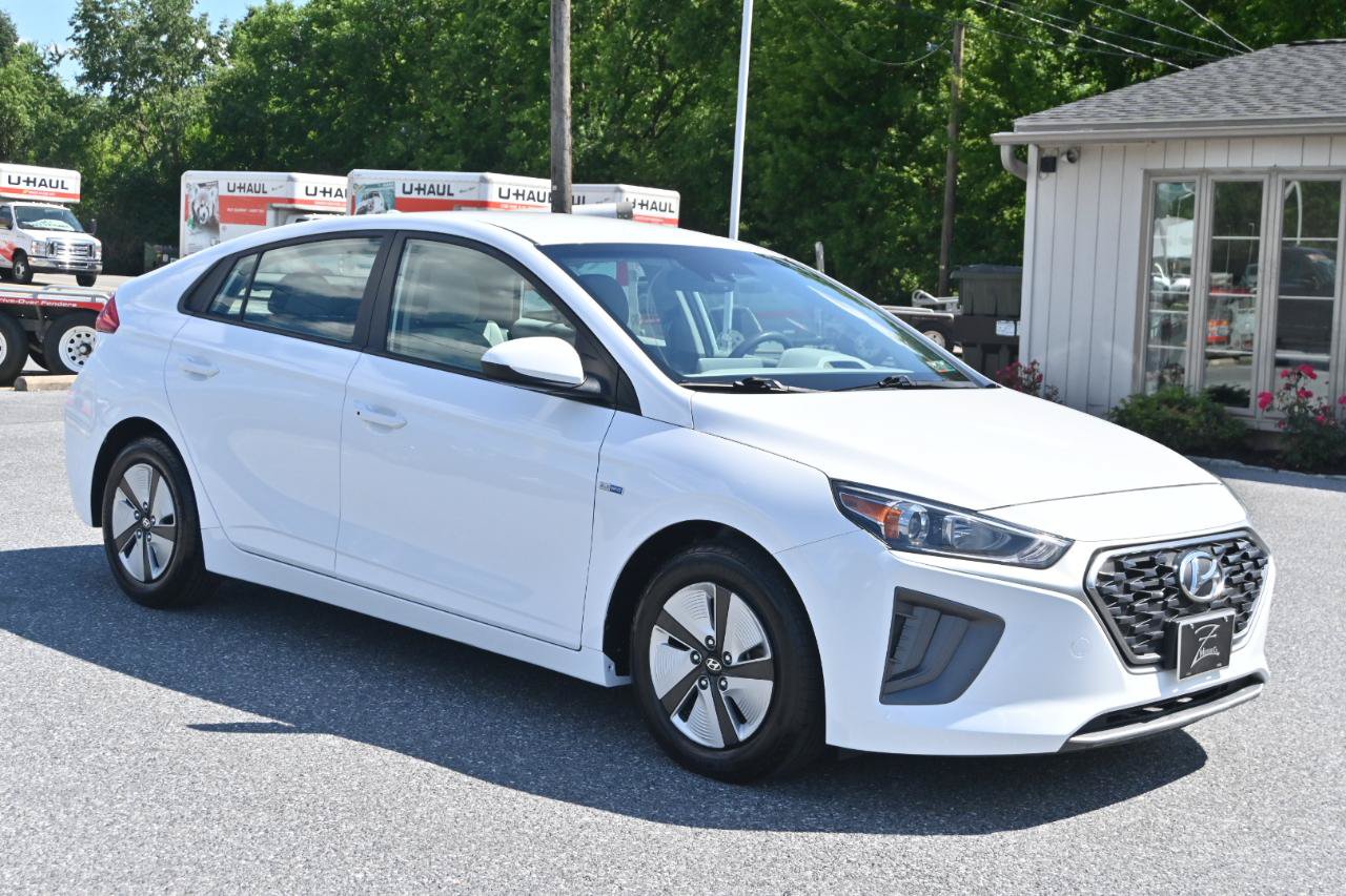 Used 2020 Hyundai Ioniq Blue FWD image 5