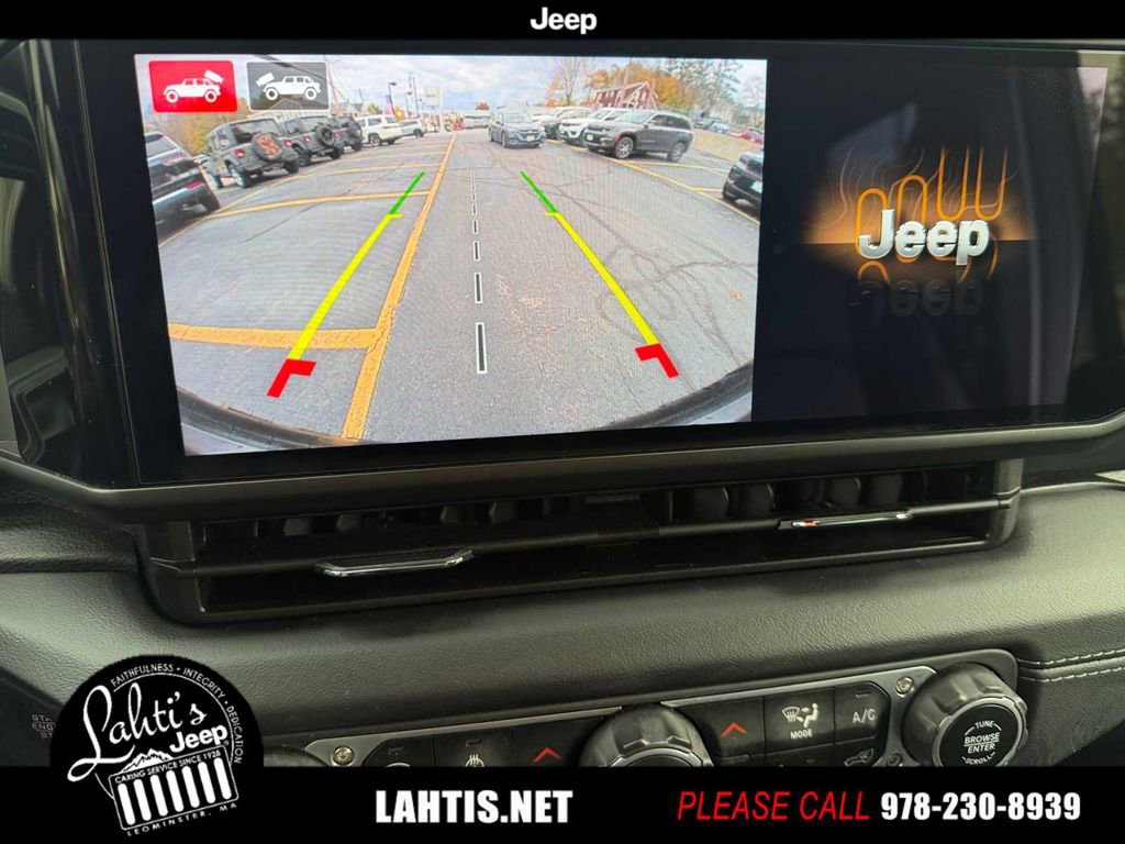Used 2024 Jeep Wrangler High Altitude image 15