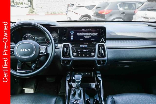 Certified 2022 Kia Sorento SX image 13