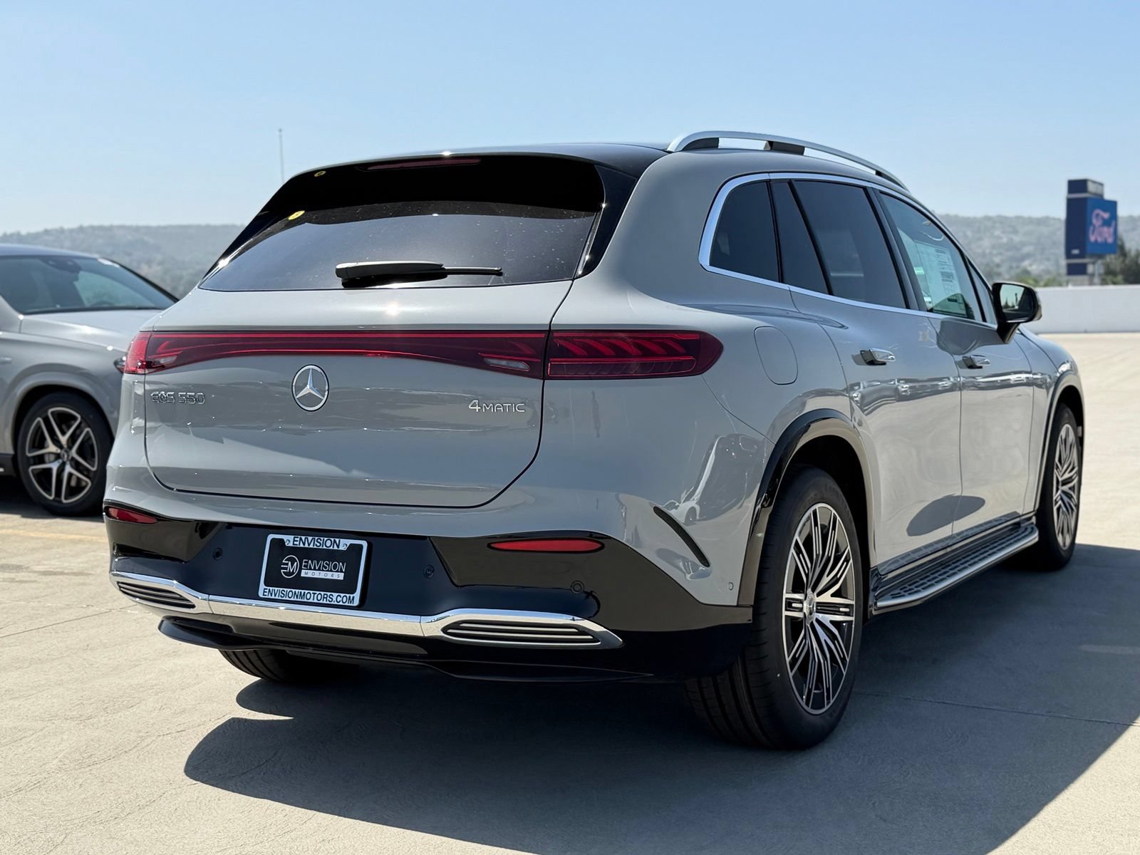 New 2026 Mercedes-Benz EQS 550 4MATIC SUV image 10