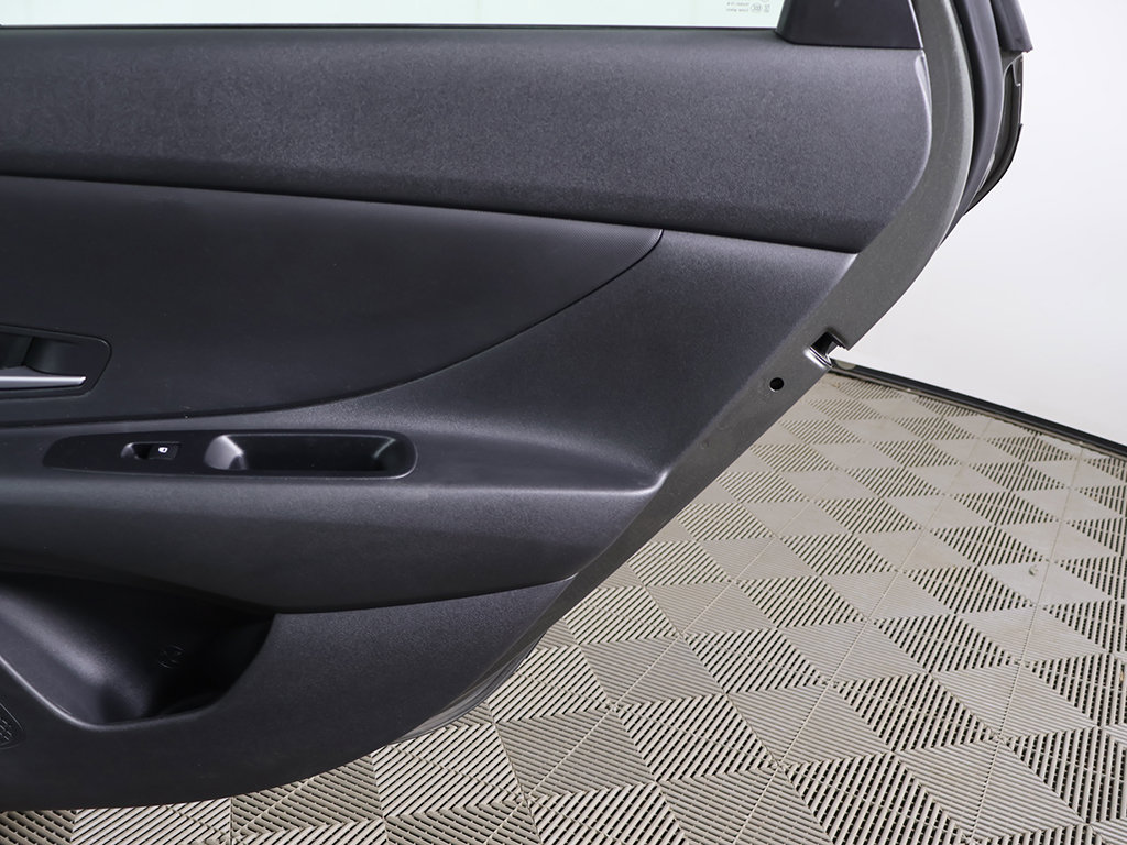Certified 2024 Hyundai Elantra SEL FWD image 22