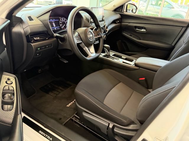 Used 2024 Nissan Sentra SV FWD image 8
