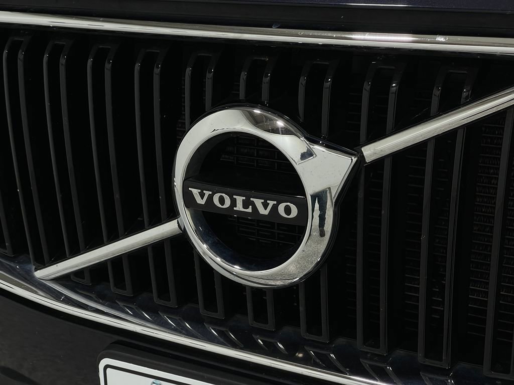 Used 2019 Volvo XC90 T6 Momentum image 41