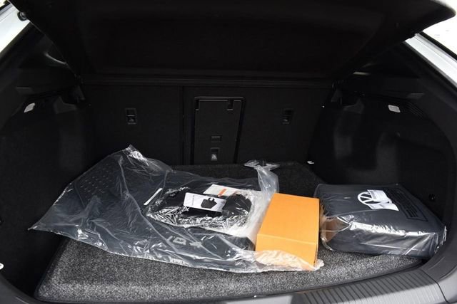 New 2025 Volkswagen ID.4 Pro S Plus image 23