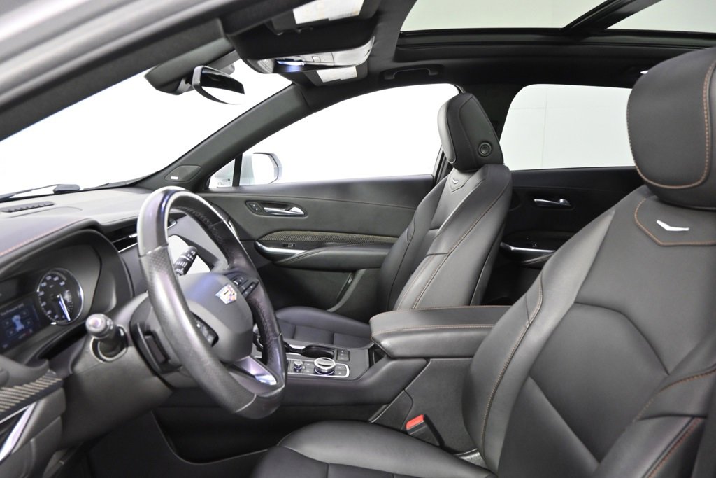 Used 2019 Cadillac XT4 Sport w/ Cold Weather Package image 13