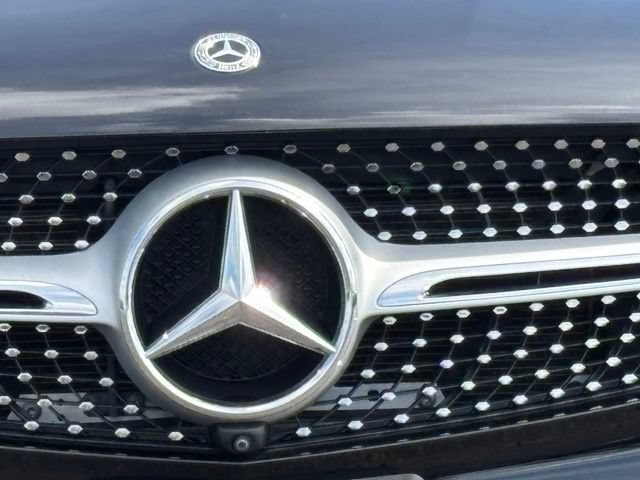 Used 2019 Mercedes-Benz GLC 300 4MATIC Coupe image 3