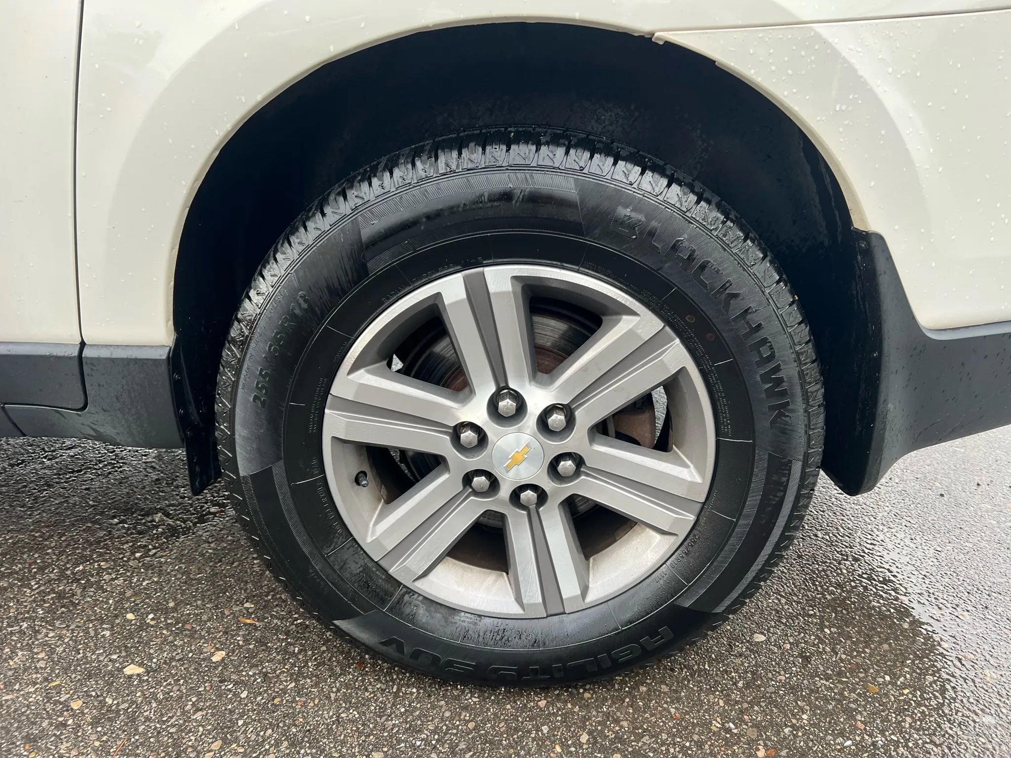 Used 2015 Chevrolet Traverse LT image 10