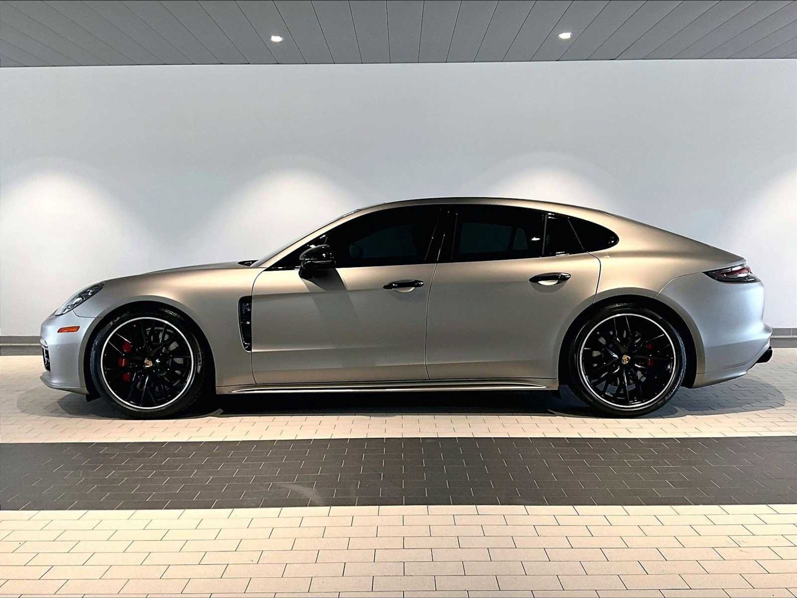 Used 2020 Porsche Panamera GTS w/ Assistance Package image 2