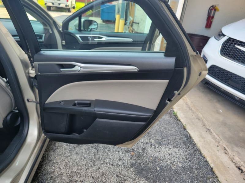 Used 2018 Ford Fusion S FWD image 31