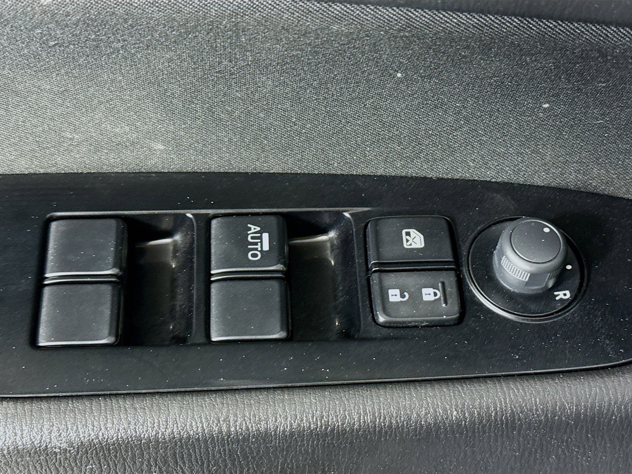 Used 2017 MAZDA CX-5 Sport image 24