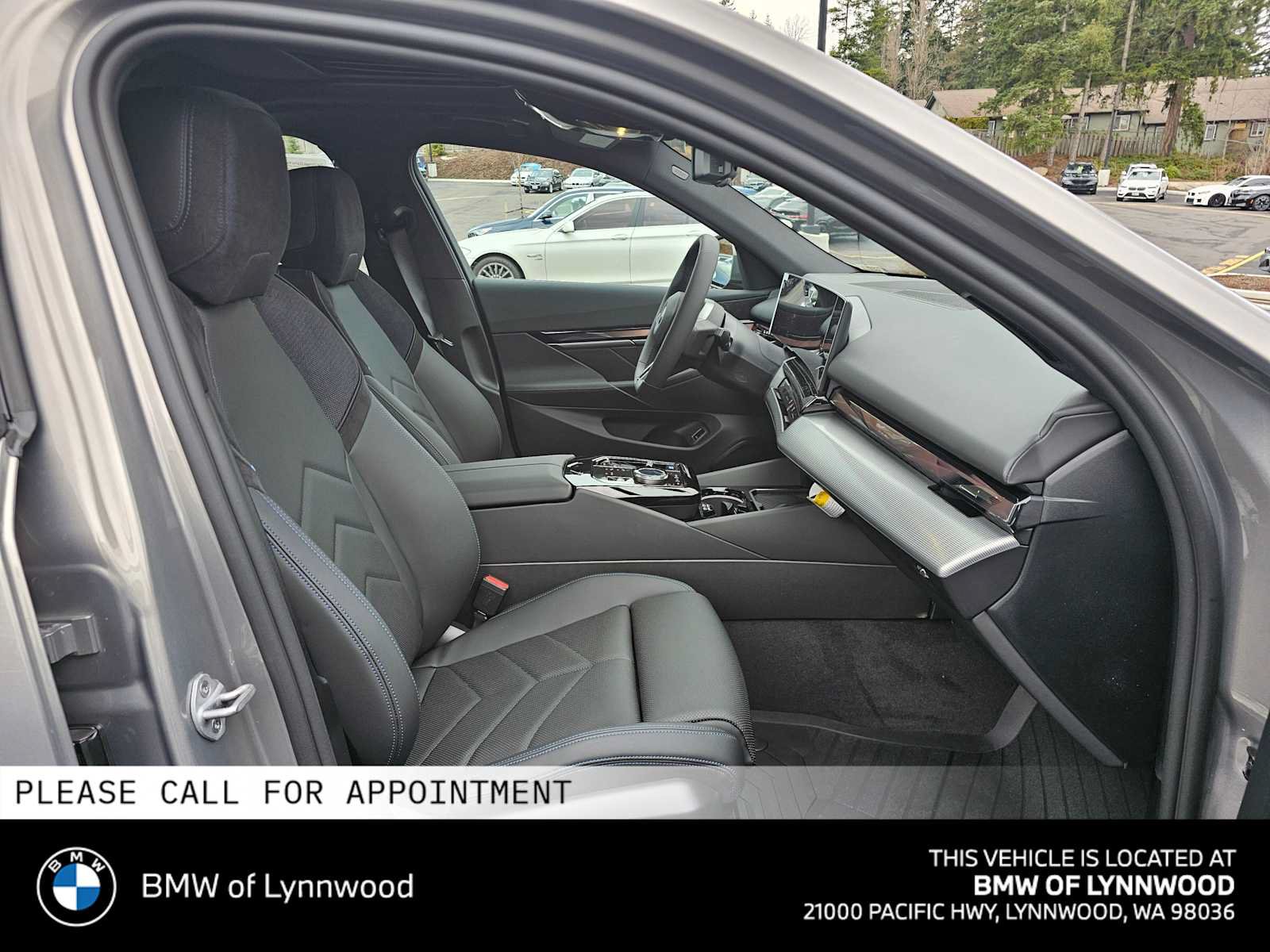 New 2026 BMW i5 eDrive40 w/ M Sport Package AWD/4WD image 11