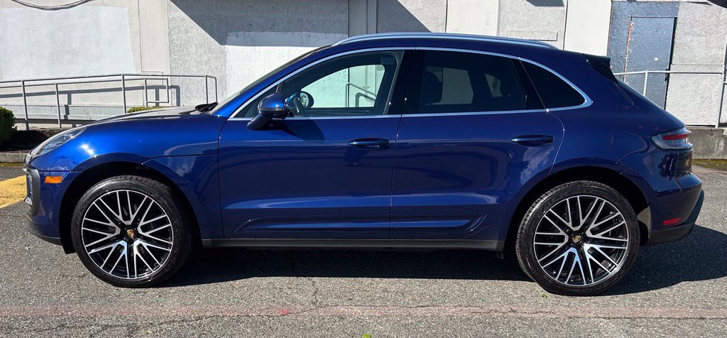 Used 2022 Porsche Macan AWD/4WD image 8