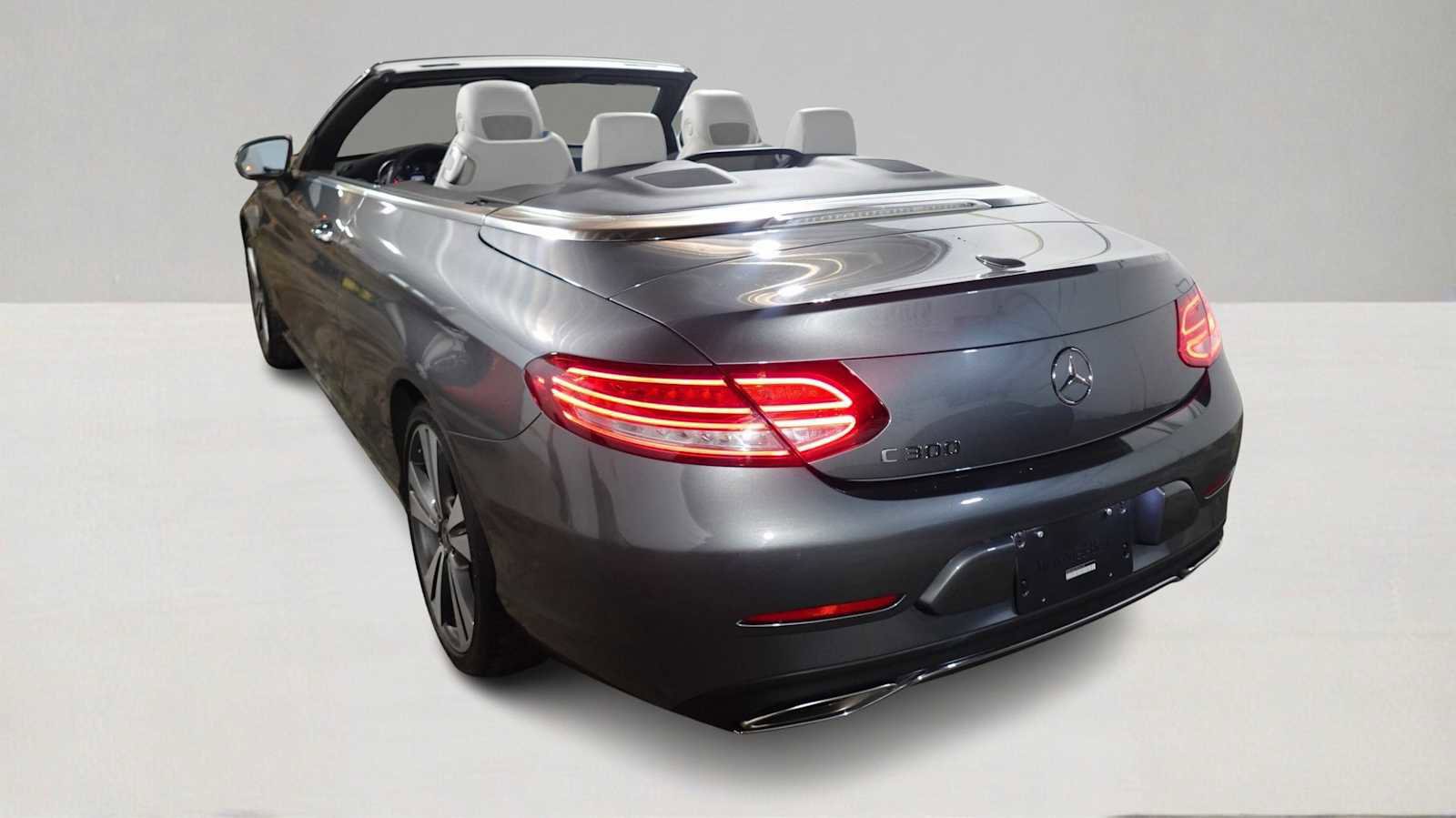 Used 2017 Mercedes-Benz C 300 Cabriolet image 17