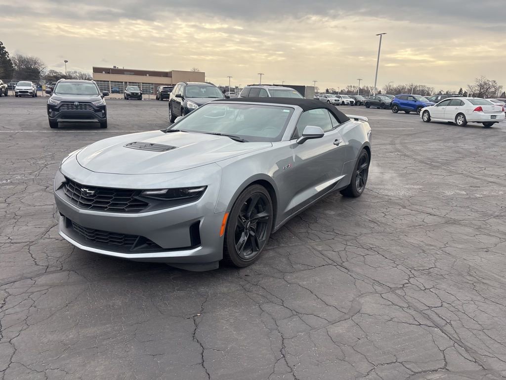 Used 2023 Chevrolet Camaro LT image 2