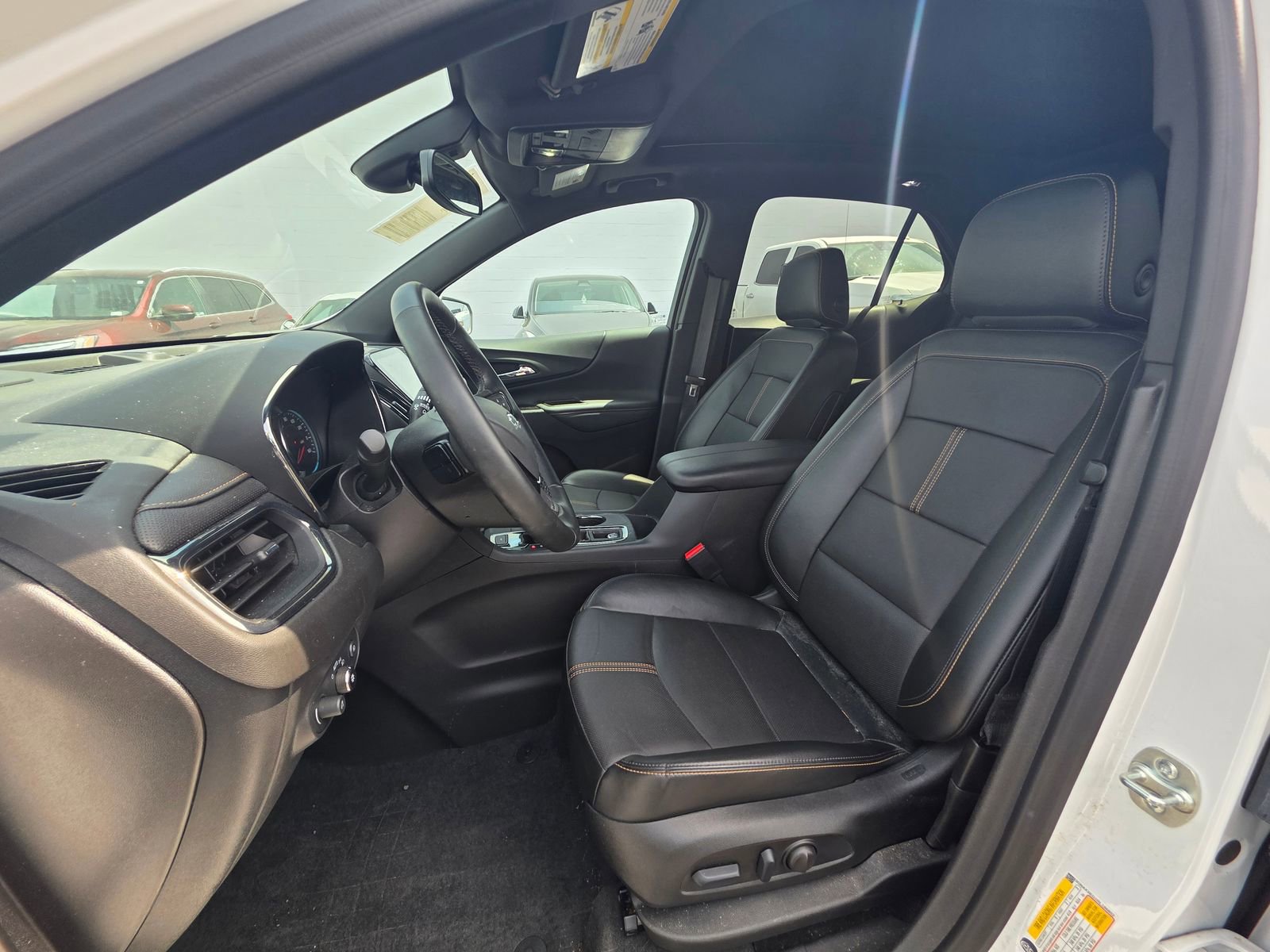 Used 2024 Chevrolet Equinox Premier AWD/4WD image 12