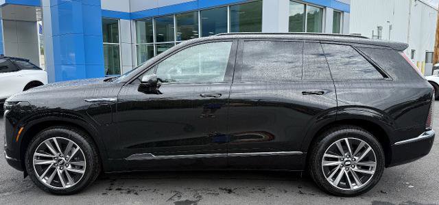 New 2026 Cadillac Vistiq Sport w/ LPO, Floor Liner Package image 2